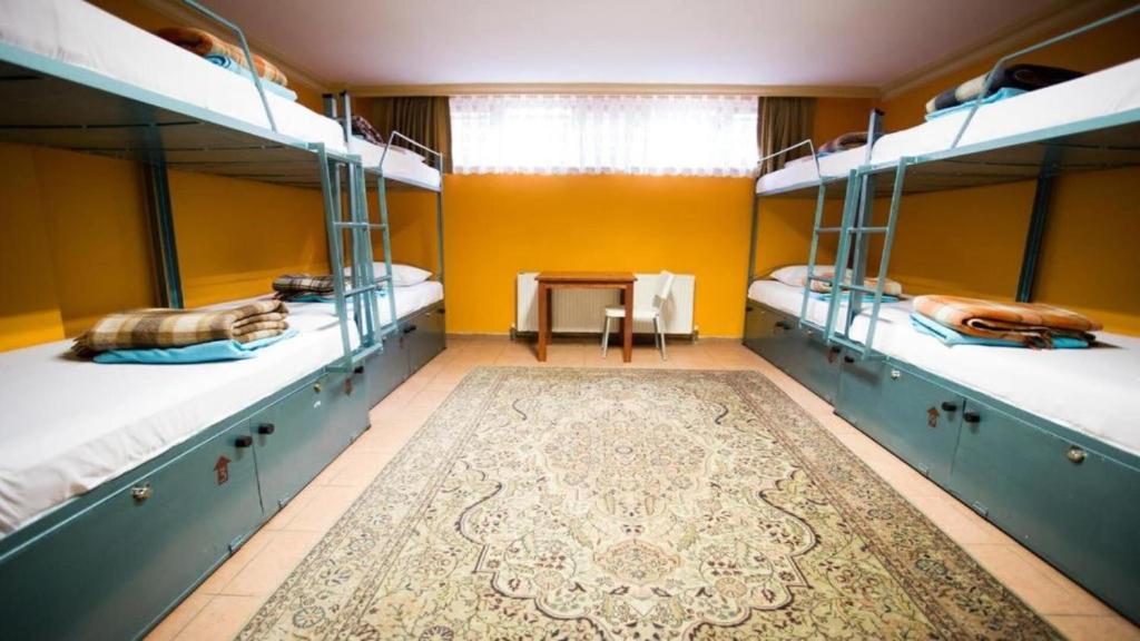 Agora Guesthouse 3