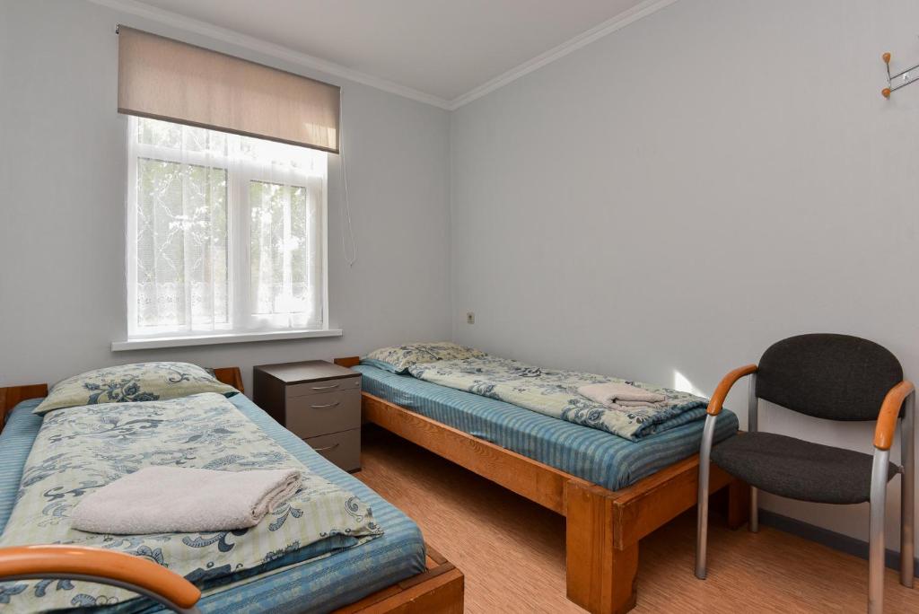 Viesu Nams Dzirkaļi - Viervoudige Kamer