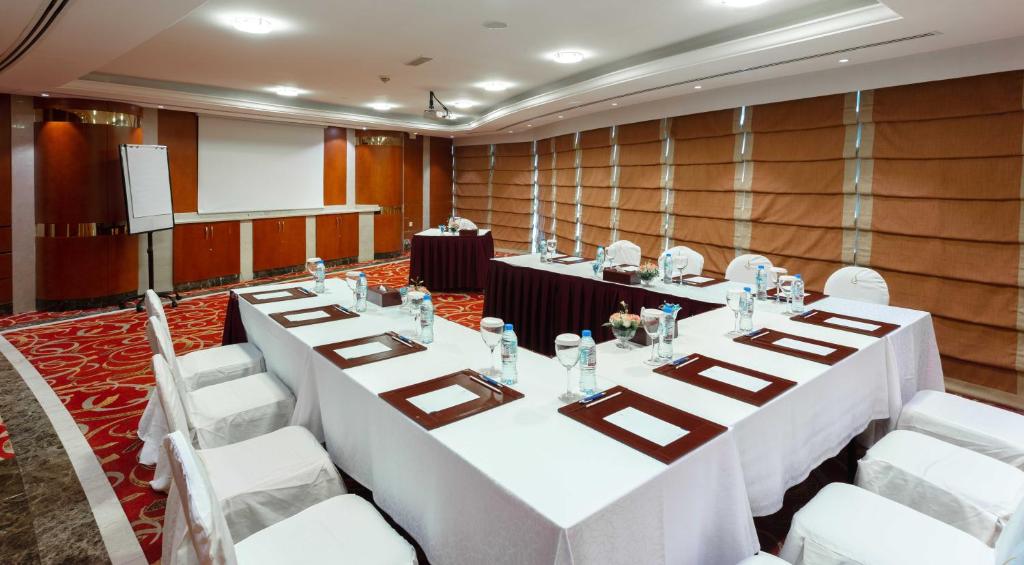 City Seasons Hotel Dubai - Resim 42