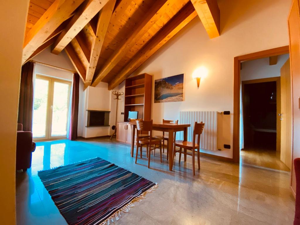 TV a/nebo společenská místnost v ubytování Residence Pizzo Scalino