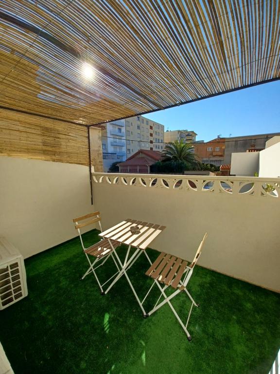 Balkón nebo terasa v ubytování Ezz'Hotel Canet