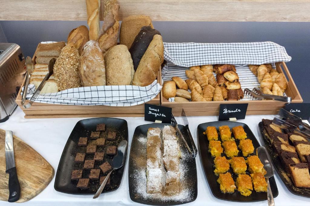 Trendy Hotel by Athens Prime Hotels - Resim 20