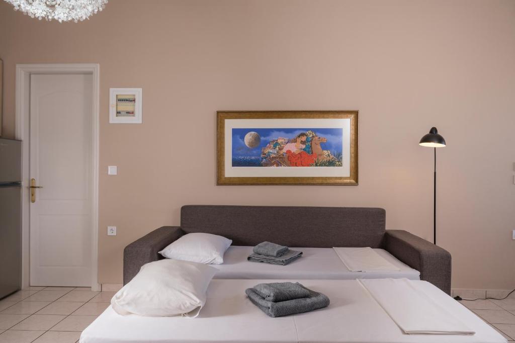 Tholos Apartments - 2