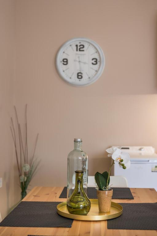 Tholos Apartments - 3