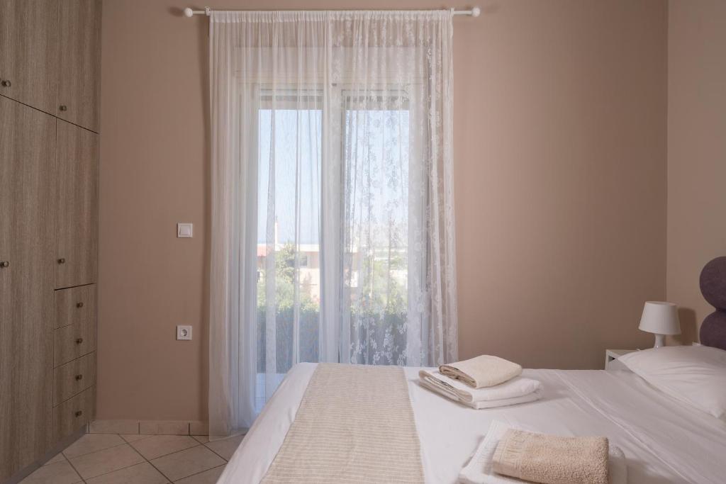 Tholos Apartments - 8