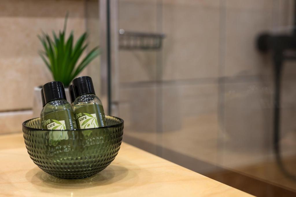 Tholos Apartments - 12