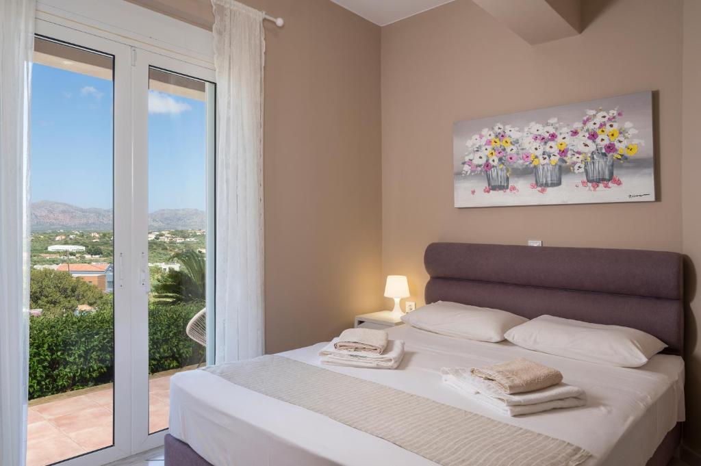 Tholos Apartments - 14