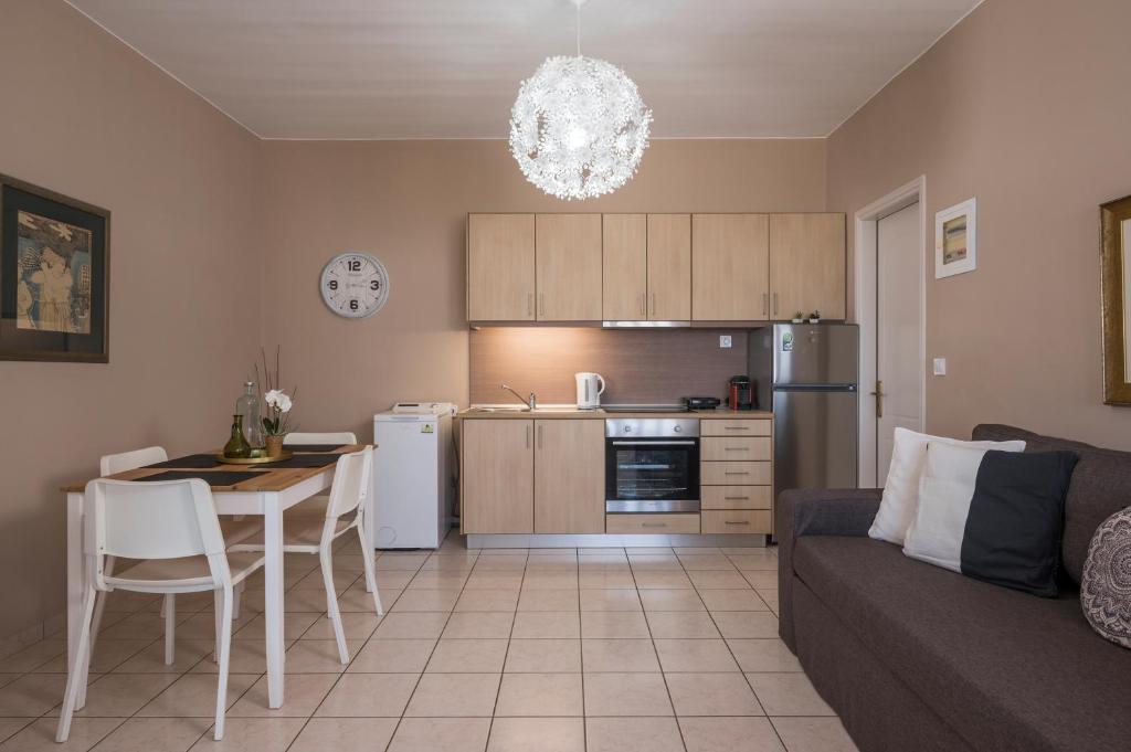 Tholos Apartments - 15