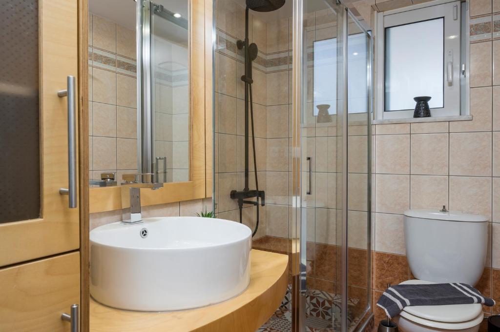 Tholos Apartments - 16