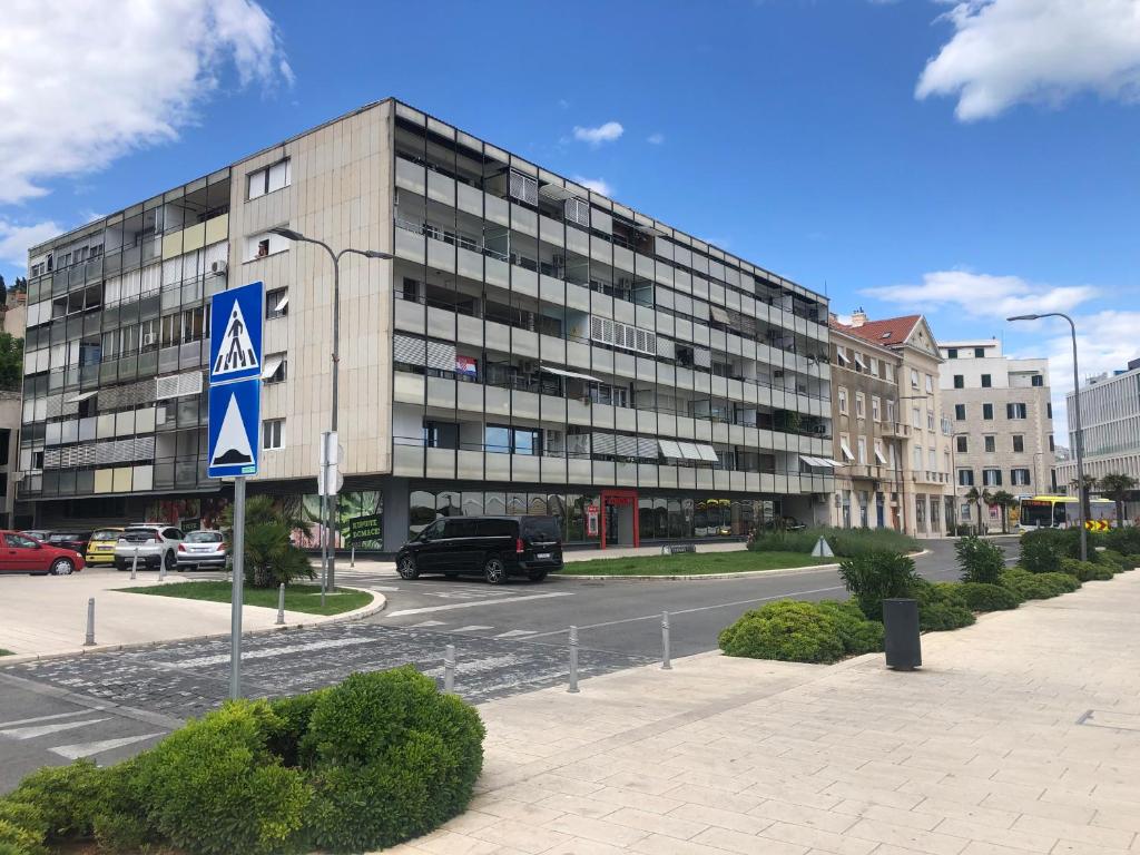 Budova, v ktorej sa apartmán nachádza