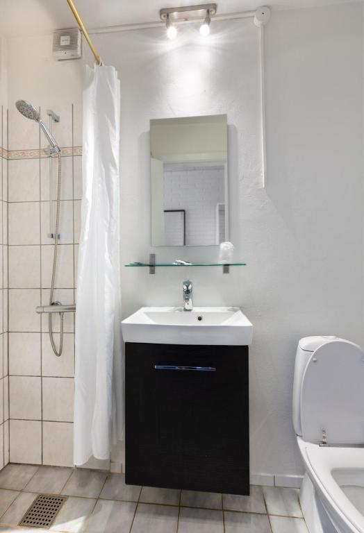 Koupelna v ubytování Dolphin Hotel Herning