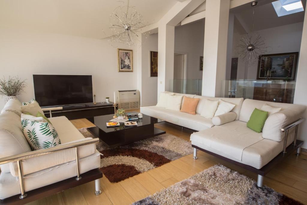 Spa Resort Luxury Apartments - 3