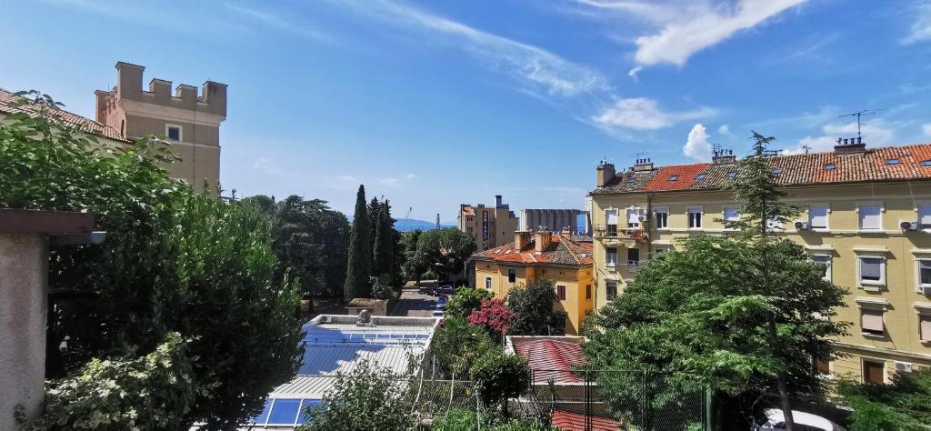 Budova, v ktorej sa apartmán nachádza