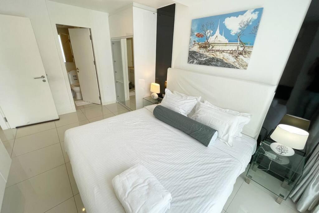 Fotografie z fotogalerie ubytování GLAMOROUS 1 Bedroom in City Center Residence v destinaci Pattaya Central