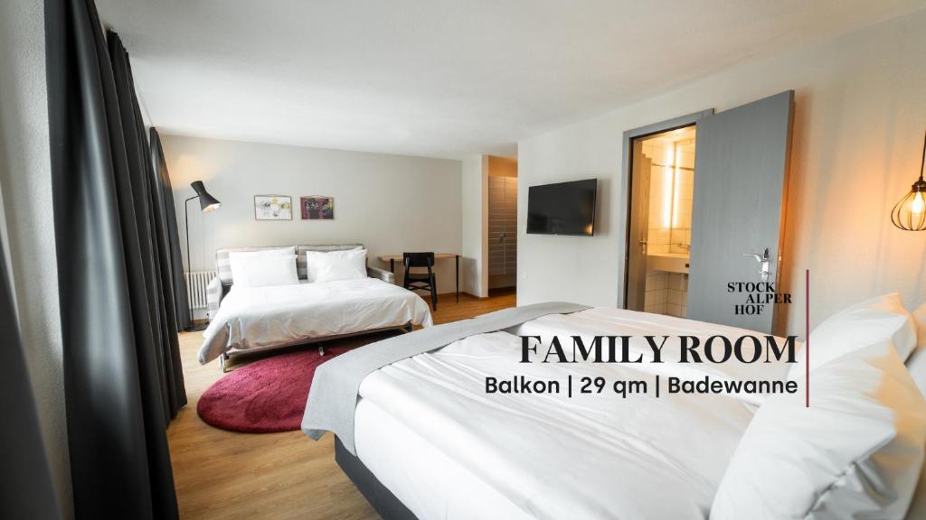 Postel nebo postele na pokoji v ubytování Hotel Stockalperhof