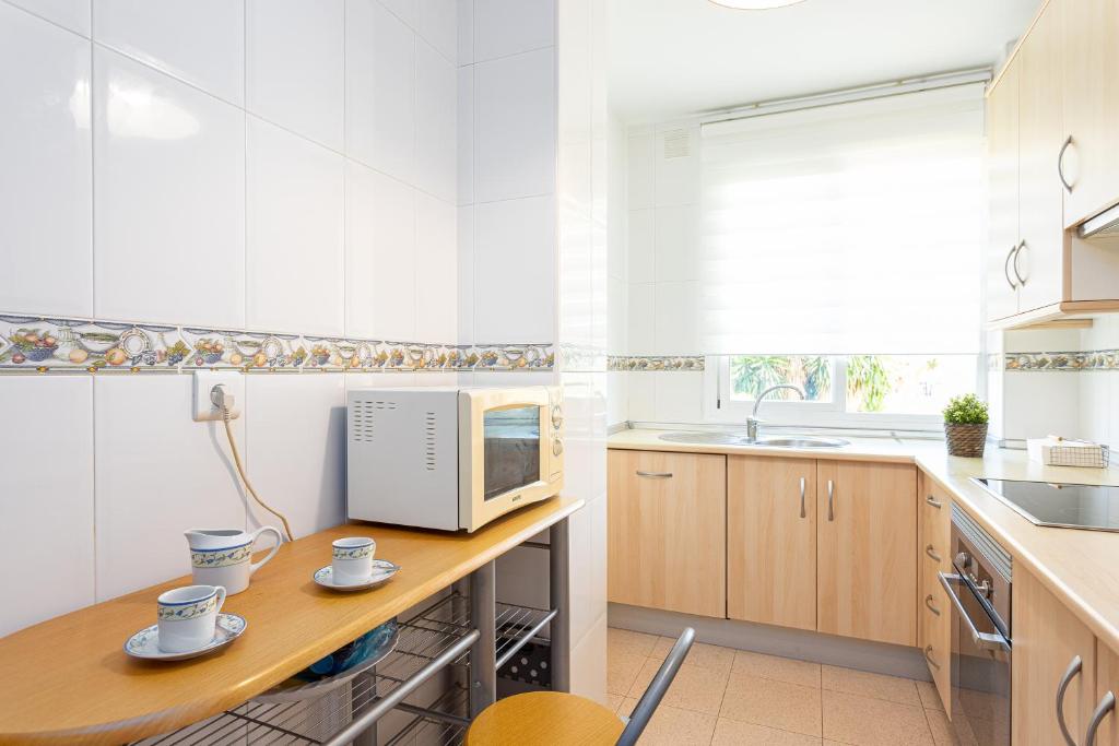 Kuchnia lub aneks kuchenny w obiekcie Apartamento El Recreo Torrox by Solset