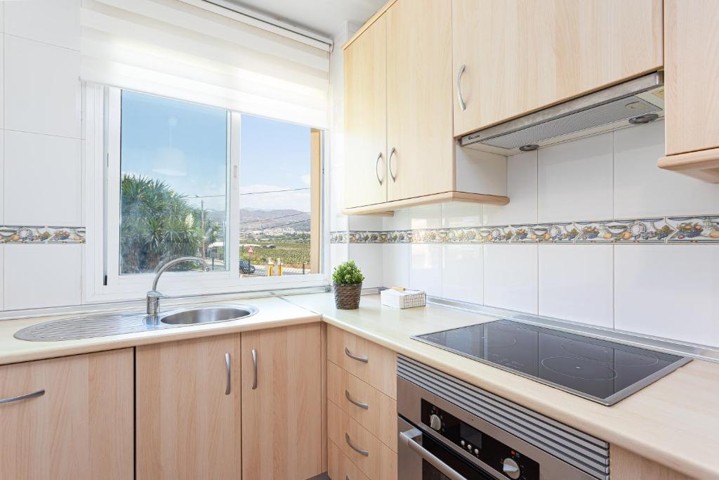 Kuchnia lub aneks kuchenny w obiekcie Apartamento El Recreo Torrox by Solset