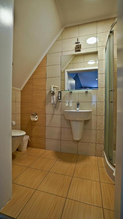 Kúpeľňa v ubytovaní Hotel Made in Napoli by Siervo Międzybórz