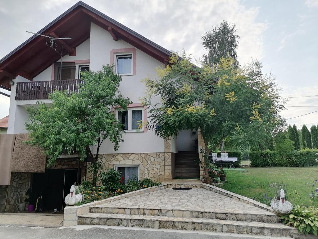 Fotografia z galérie ubytovania Apartman Jasmin v destinácii Čatrnja