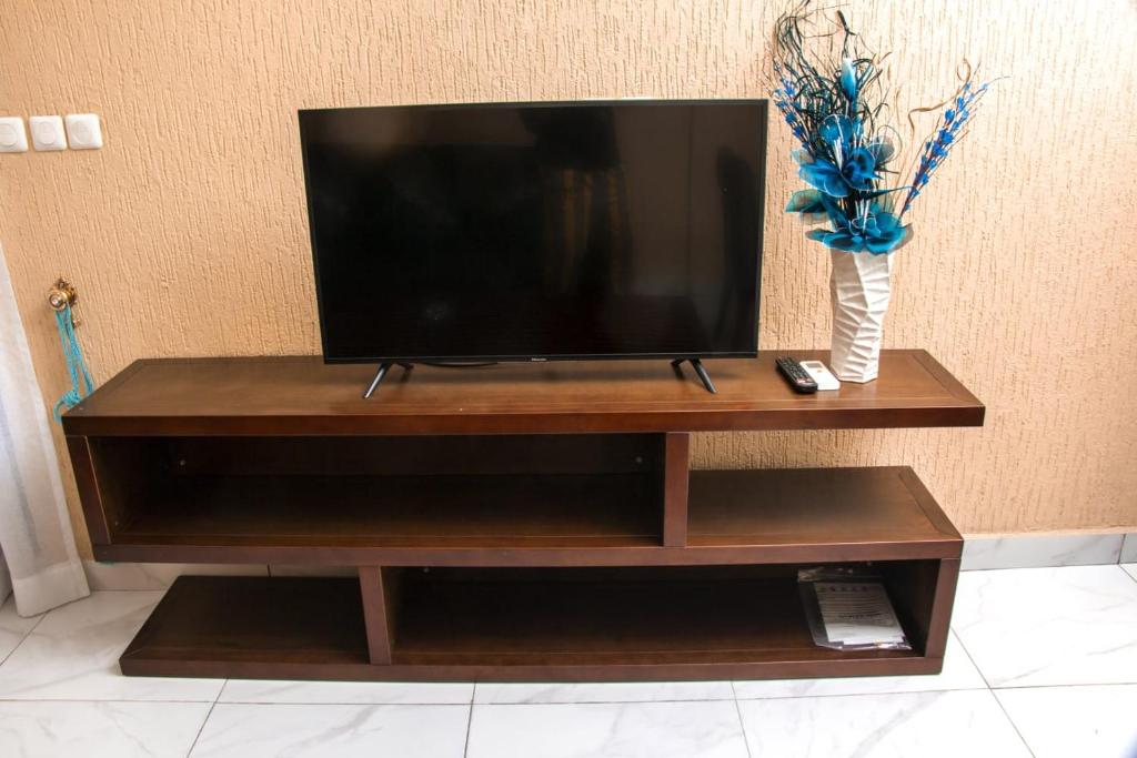 Residence Le Bonheur - 2 Bed Apartment by Douala Mall/Airport - 一居室公寓