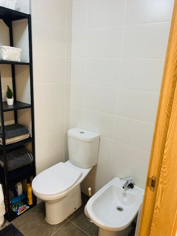 Koupelna v ubytování Apartamentos LAMAROSA -PLAYA URBANA