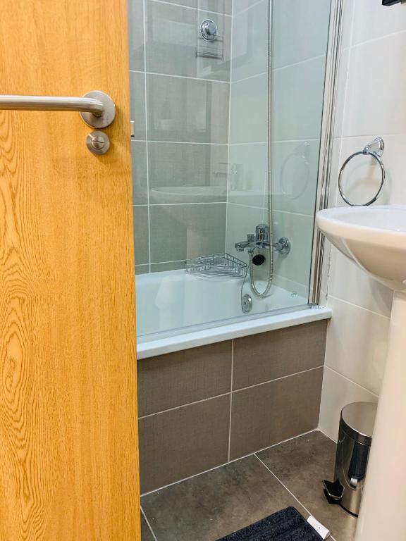 Koupelna v ubytování Apartamentos LAMAROSA -PLAYA URBANA