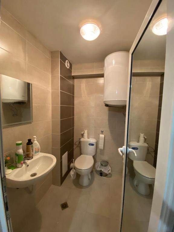 Fotografie z fotogalerie ubytování Brand New Cozy 1BR flat with AC & FREE street Parking v destinaci Plovdiv