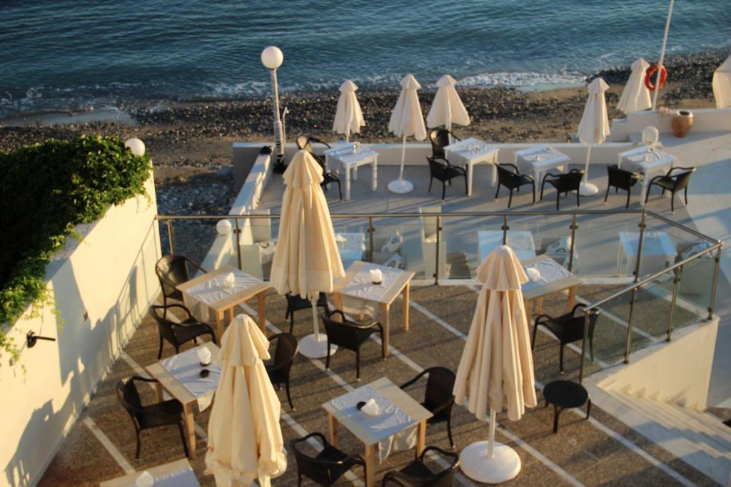 Filoxenia Beach Hotel - 12