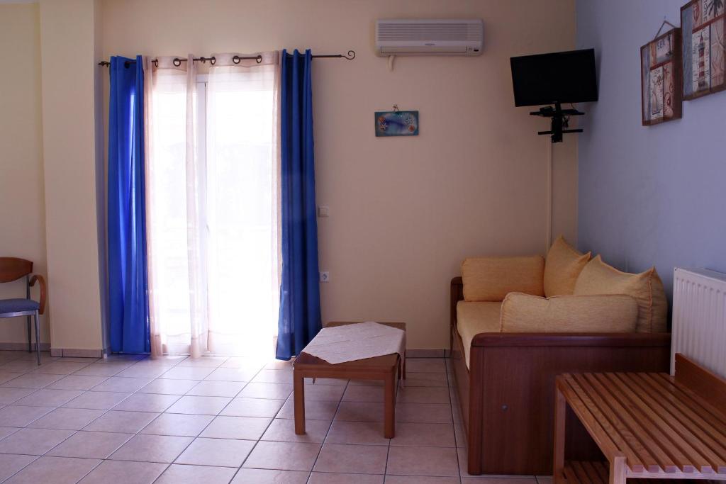 Fotografia z galérie ubytovania Koukounaries Apartments Limni v destinácii Límni