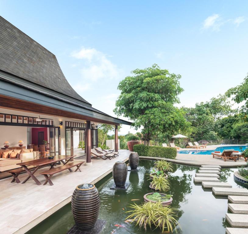 Bazén v ubytování Motsamot - by Sublime Samui Villas nebo v jeho okolí