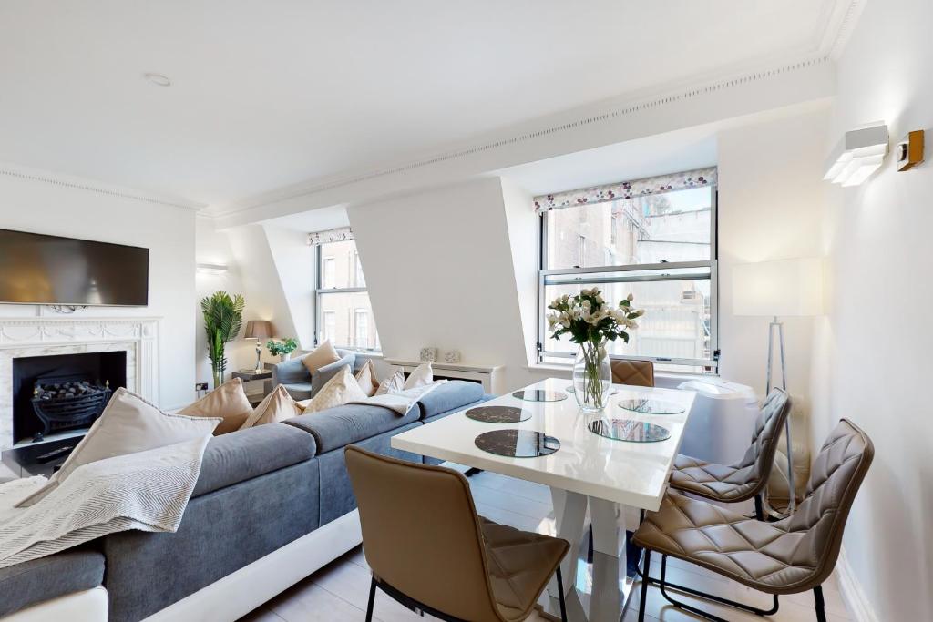 Stay in bond street, London – Updated 2023 Prices