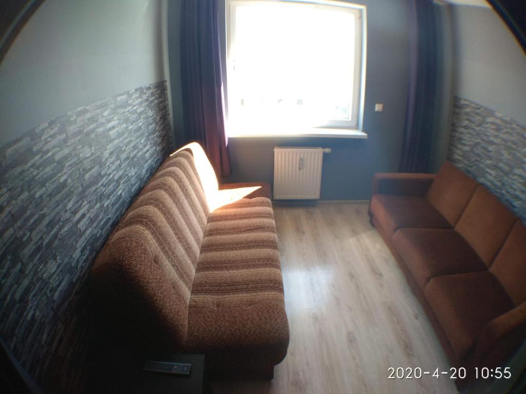 Posedenie v ubytovaní 2060 Zwycięstwa 5G - Tanie Pokoje w apartamencie - samodzielne zameldowanie - self check in