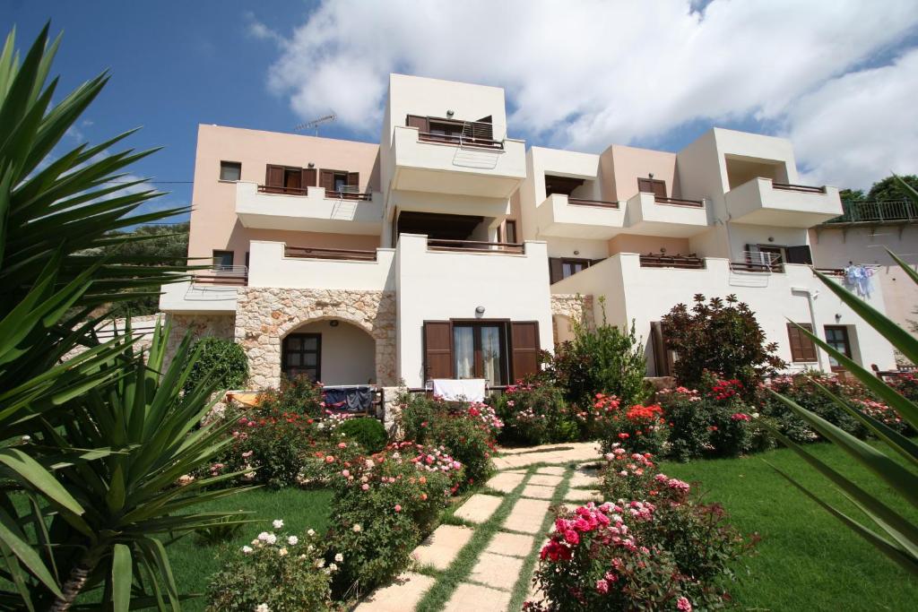 Zahrada ubytování Kavousi Resort