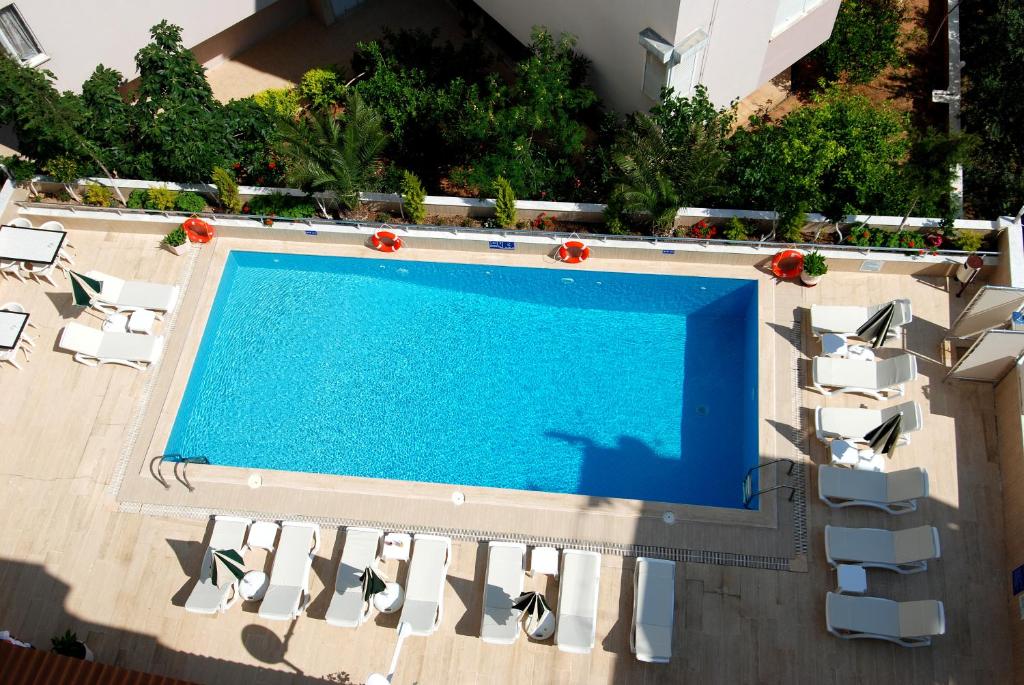 Bazén v ubytování Lara Diamond Hotel nebo v jeho okolí