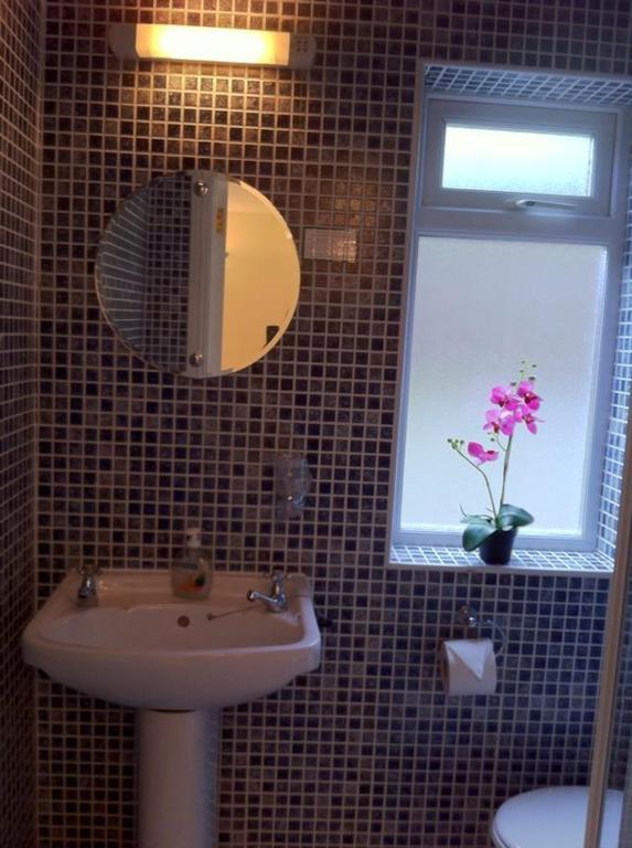 Koupelna v ubytování Ashling House Serviced Accommodation