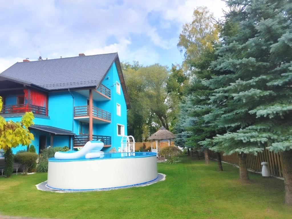 Budova, v ktorej sa apartmán nachádza