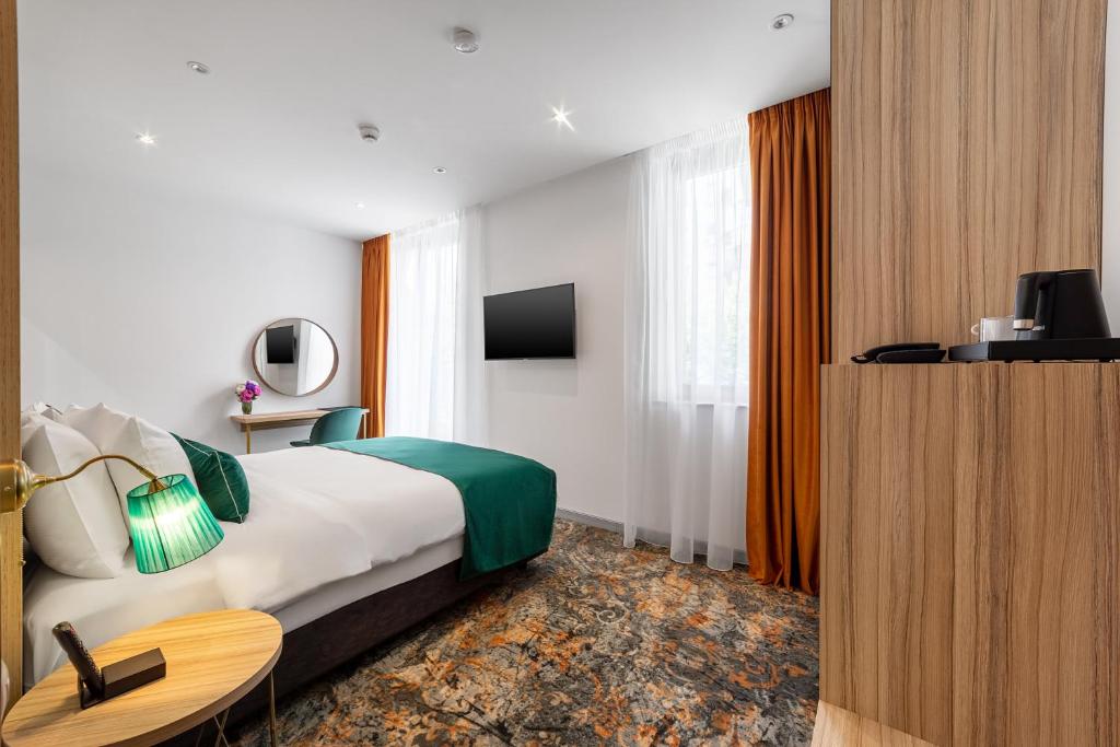 Tomis Garden Bucuresti - Resim 44