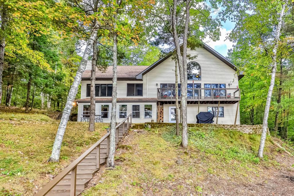 Paradise Pines, Lac du Flambeau (updated prices 2024)