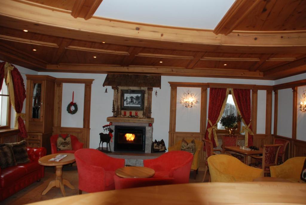 Posezení v ubytování Hotel Flora