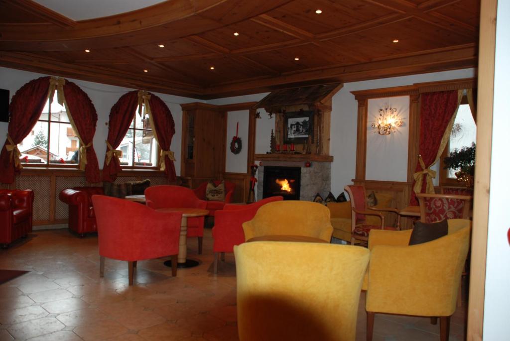 Posezení v ubytování Hotel Flora