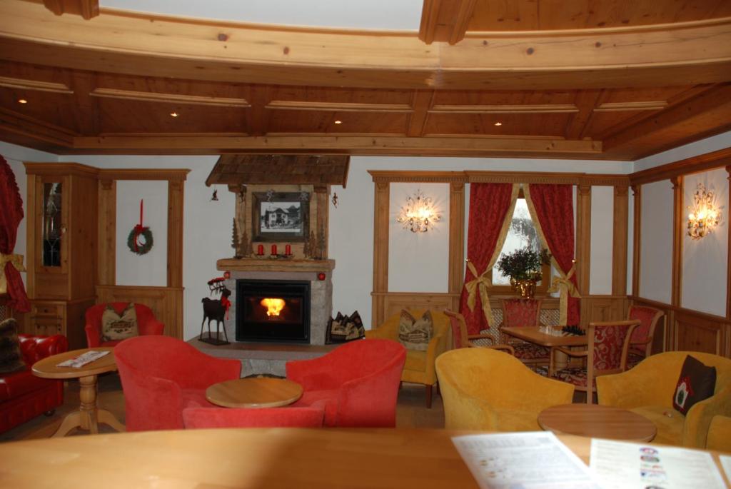 Posezení v ubytování Hotel Flora