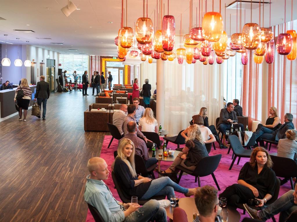 Motel L Hammarby Sjöstad - Resim 13