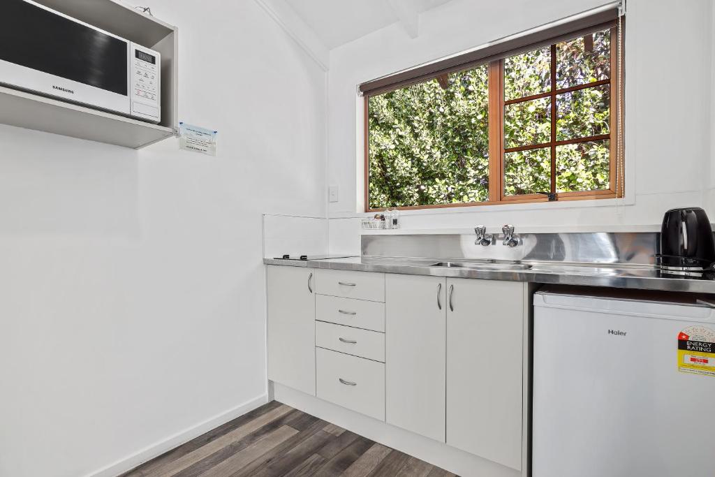 Colonial Lodge Motel - Resim 30