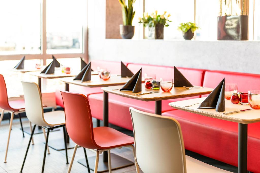 Restaurace v ubytování ibis Hotel München Garching