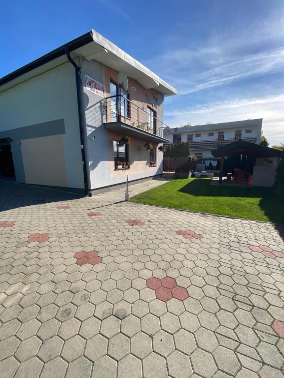 Budova, kde se prázdninový dům nachází