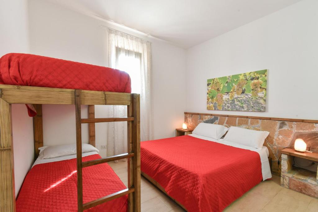 Calasole Country House - Habitación Cuádruple Confort