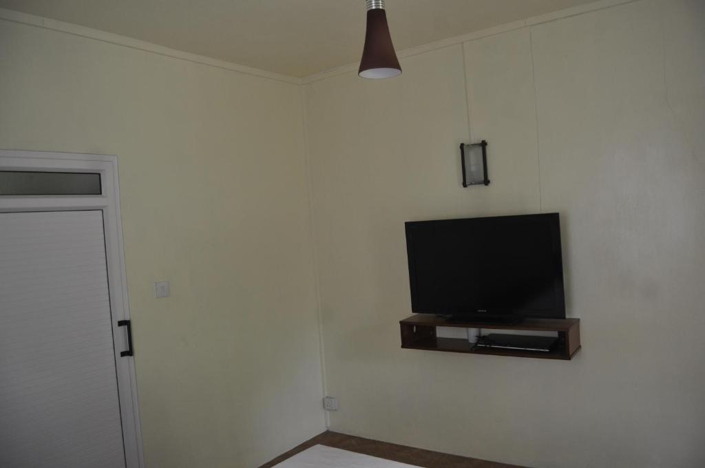 TV o dispositivi per l'intrattenimento presso Moringi (Veer Residences)