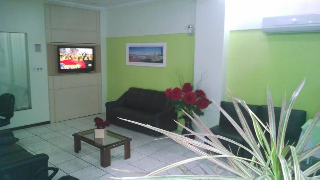  Master Hotel
