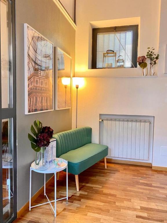 Easy Milano - Rooms and Apartments Navigli, Milano – Prezzi aggiornati per  il 2024