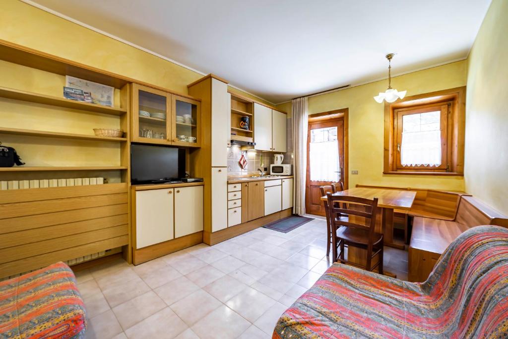Kuchyňa alebo kuchynka v ubytovaní Chalet La Nuvola
